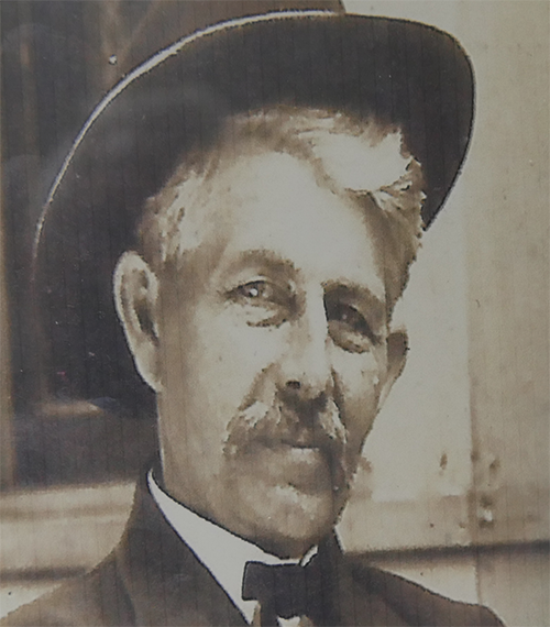 Harvey Morris